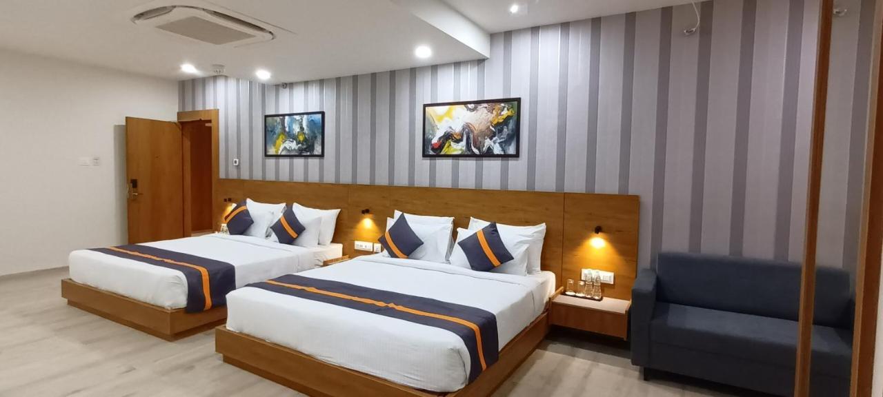 Comfort Inn , Statue Of Unity Kevadia Exterior photo